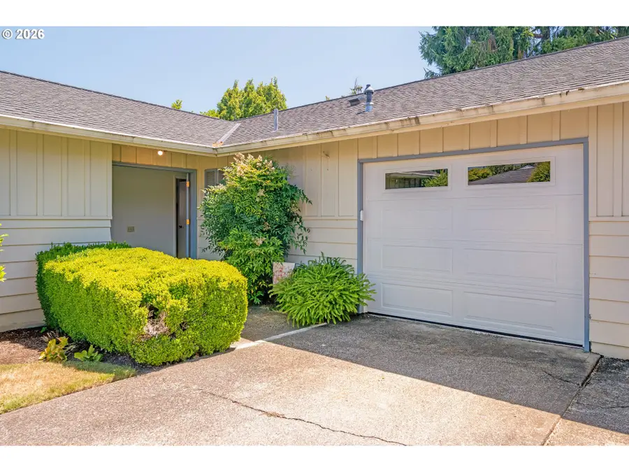 16100 SW King Charles Ave, King City, OR 97224 - #2