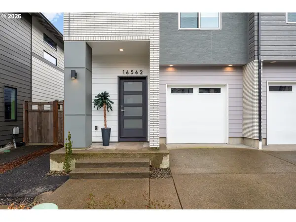 16562 SE Sunshower Pl, HappyValley, OR 97086