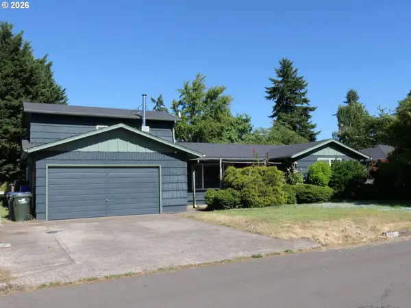 1805 Hemlock St, Eugene, OR 97404