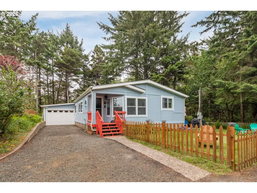 113 SE 143rd St, South Beach, OR 97366 - #2