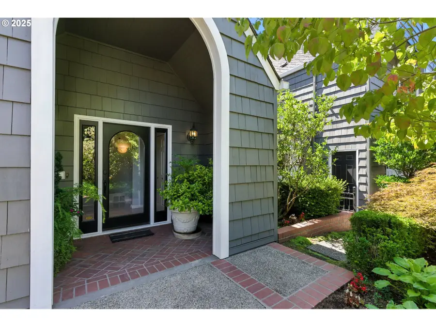 16755 Graef Cir, Lake Oswego, OR 97035 - #3