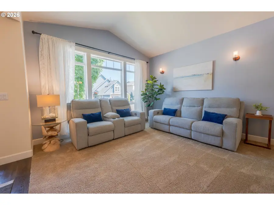 22497 SW 107th Ave, Tualatin, OR 97062 - #2