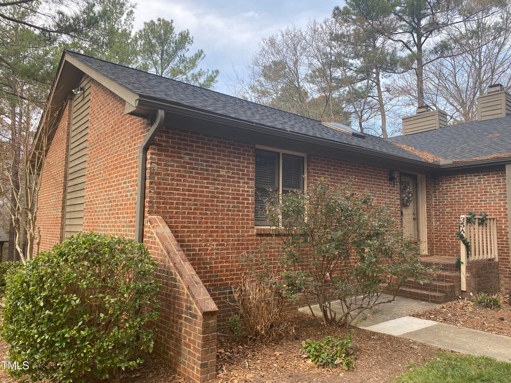 300 Woodcroft Parkway 35a, Durham, NC 27713 BHGRE