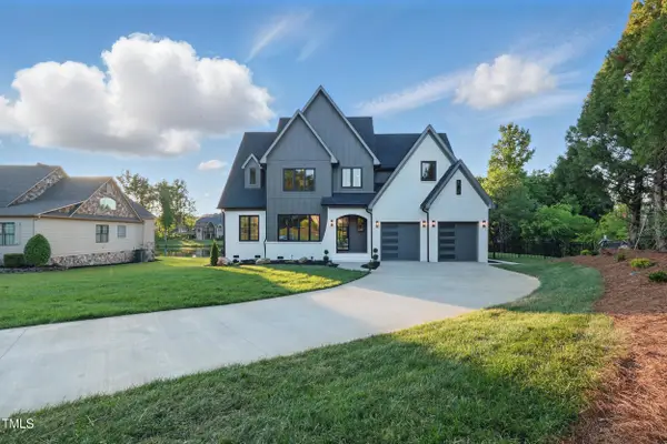 833 Dunleigh Drive, Burlington, NC 27215