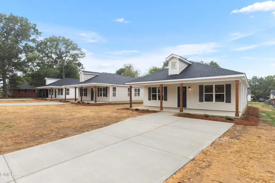 229 E Washington Street, Coats, NC 27521 - #3