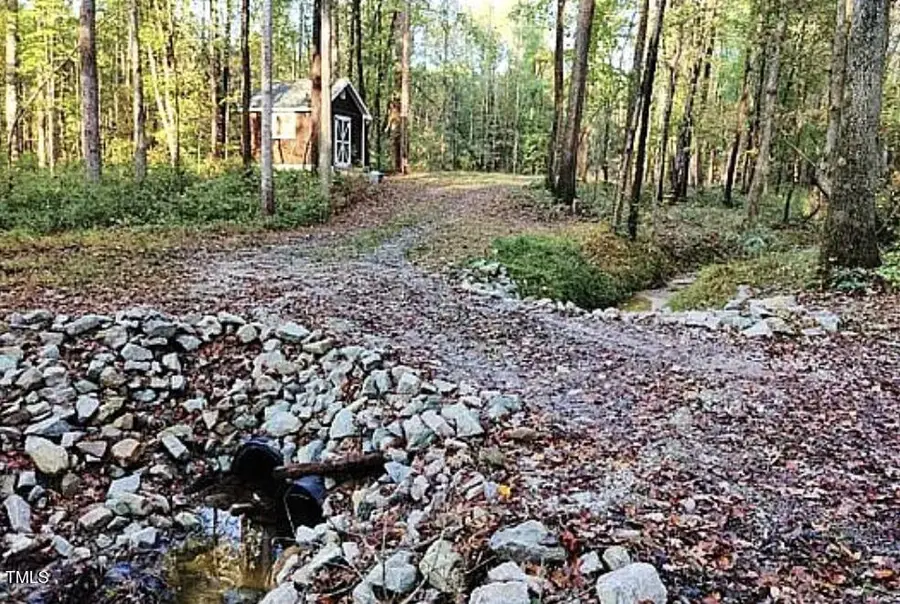 6716 Valley Woods Lane, Cary, NC 27519 - Image #2