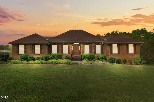 6464 Bonlee Bennett Road, Bear Creek, NC 27207