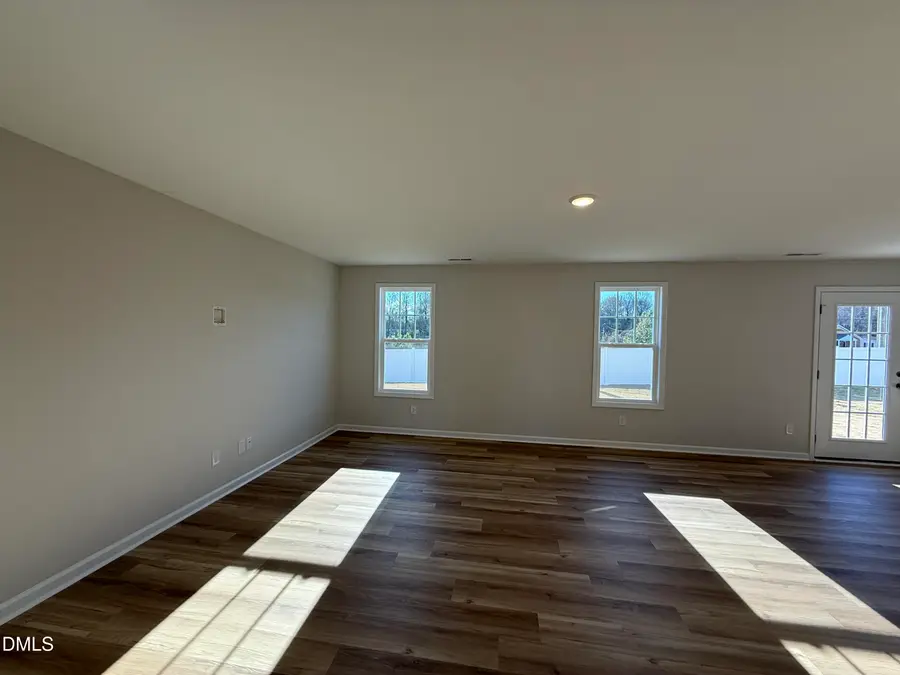 30 E Emily Gardens Drive, Selma, NC 27576 - Image #2