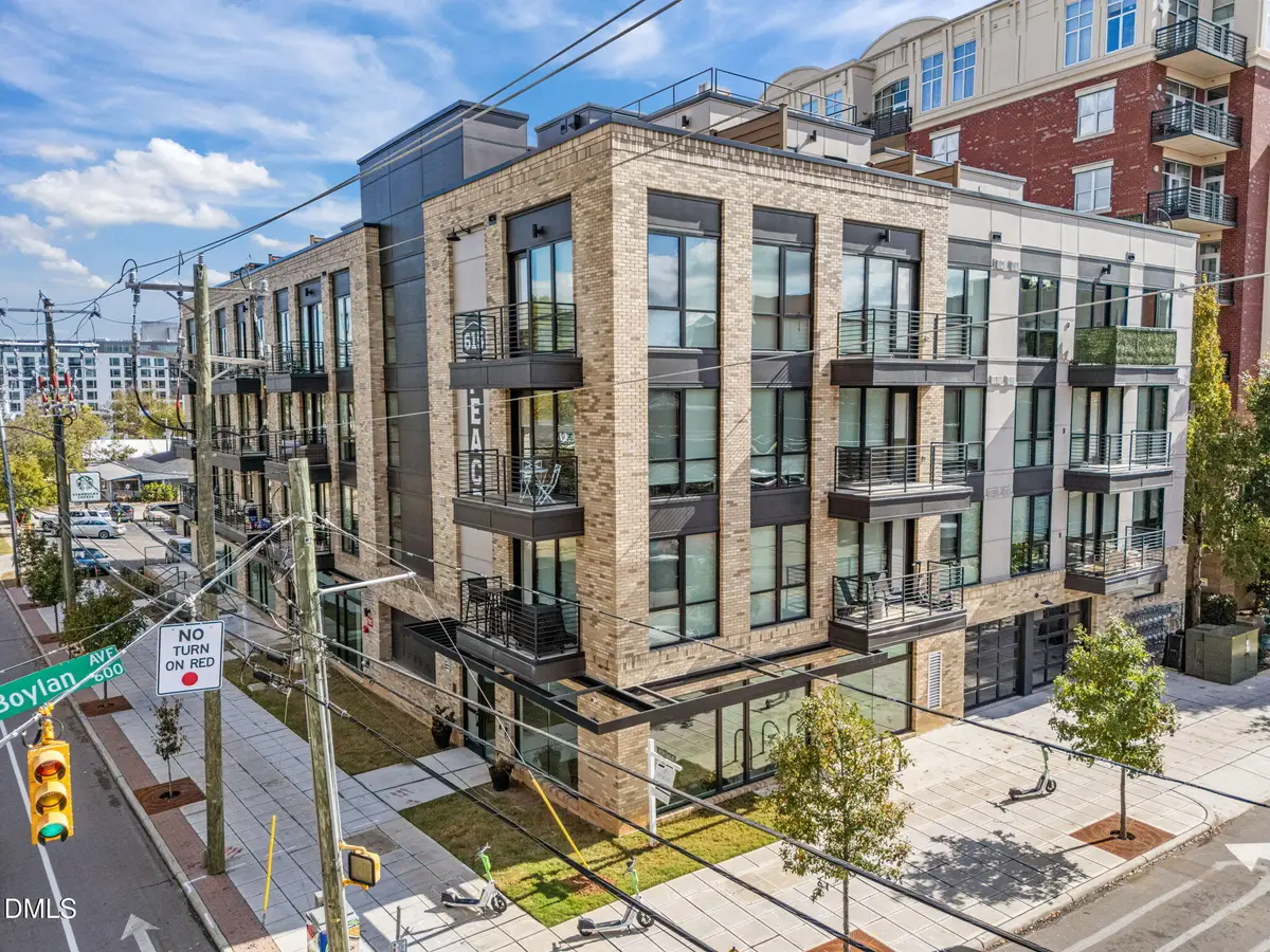 615 W Peace Street #307, Raleigh, NC 27605 - Image #1