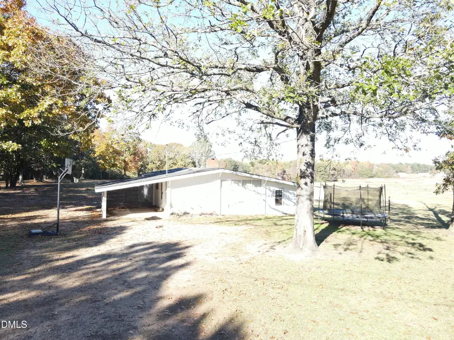 178 Mcgee Barefoot Lane, Coats, NC 27521 - Image #3