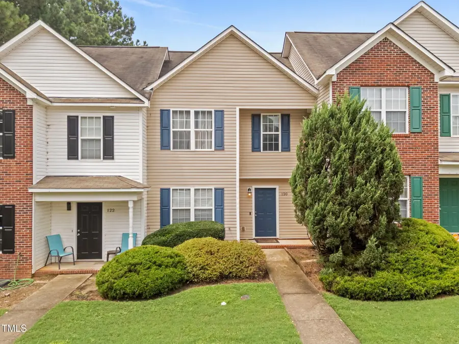 120 Blackthorne Court, Clayton, NC 27520 - Image #2