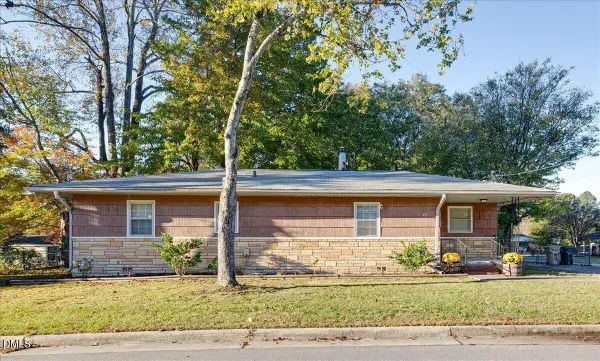 417 W Horne Street, Clayton, NC 27520