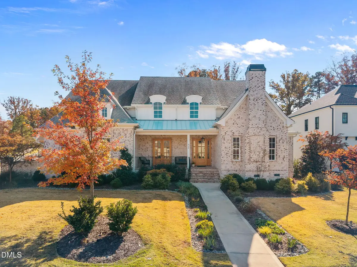 920 Regent Oak Drive, Cary, NC 27519 - Image #1