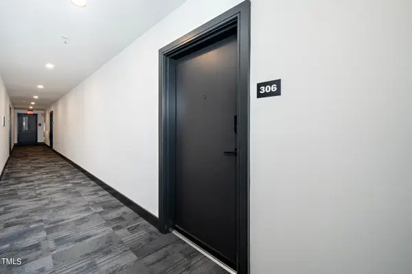 615 W Peace Street #306, Raleigh, NC 27605