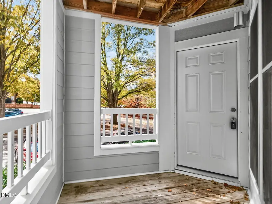 911 Washington Street #203, Raleigh, NC 27605 - Image #2