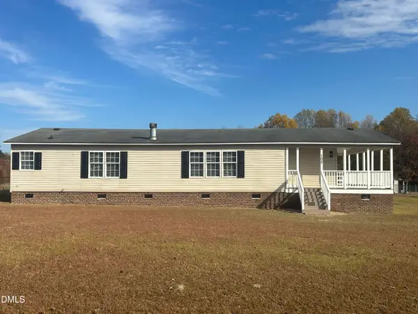 102 Bladestone Place, Pikeville, NC 27863