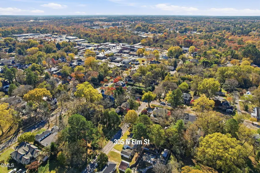 305 N Elm Street, Louisburg, NC 27549 - Image #2