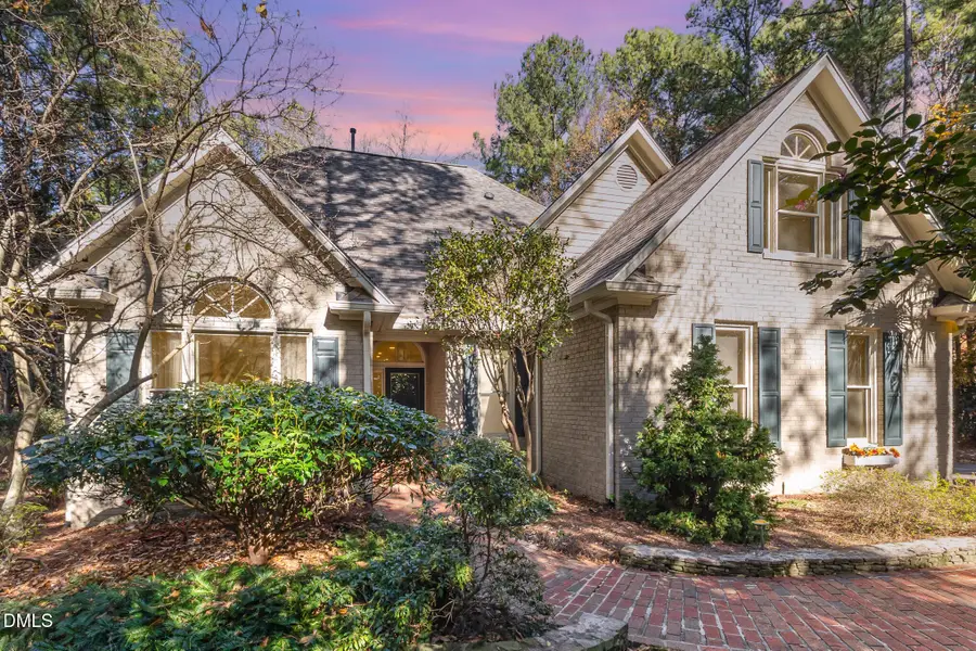 105 Great Oaks Place, Chapel Hill, NC 27517 - Image #3