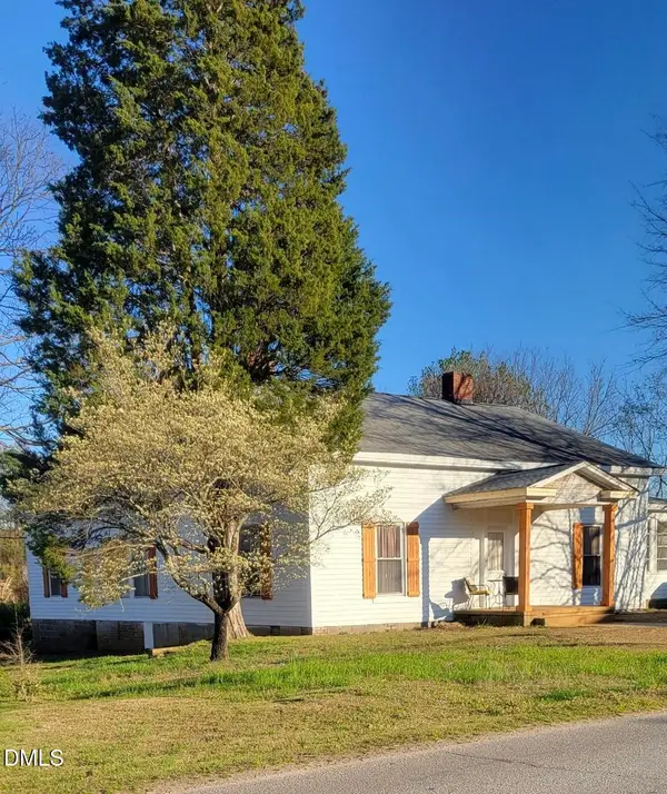 325 Raleigh Street, Holly Springs, NC 27540