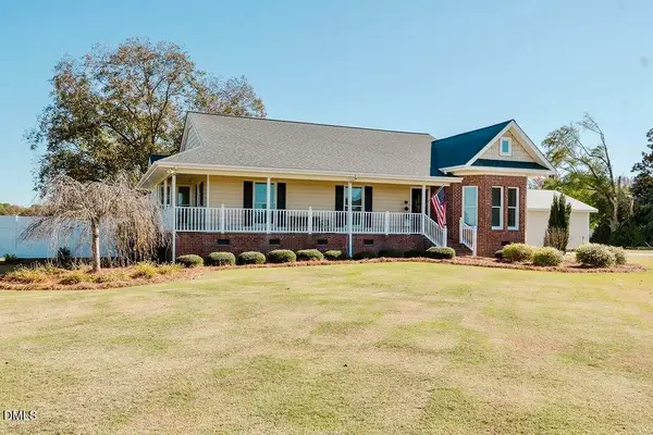 1676 Smithfield Highway, Newton Grove, NC 28366