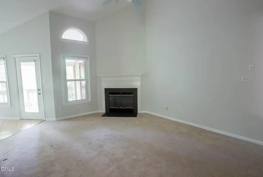 115 Abingdon Court #2b, Cary, NC 27513 - Image #2