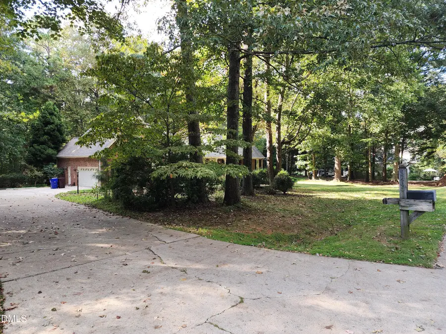 6216 Acorn Ridge Trail, Hillsborough, NC 27278 - Image #2
