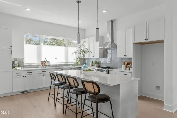 2006 Moody Lane, Durham, NC 27701