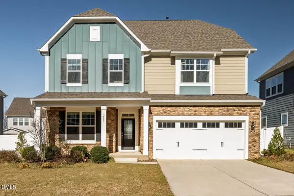 336 Faxton Way #420, Holly Springs, NC 27540