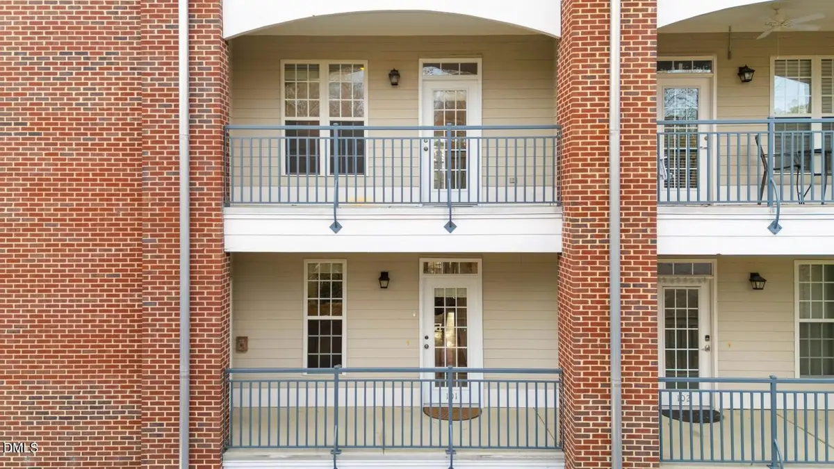 113 Conner Drive #Unit 101, Chapel Hill, NC 27517 - Image #1