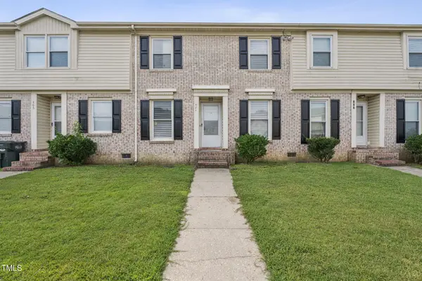 404 Kirkcaldy Court, Fayetteville, NC 28314