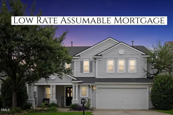 316 Edgecroft Way, Fuquay Varina, NC 27526