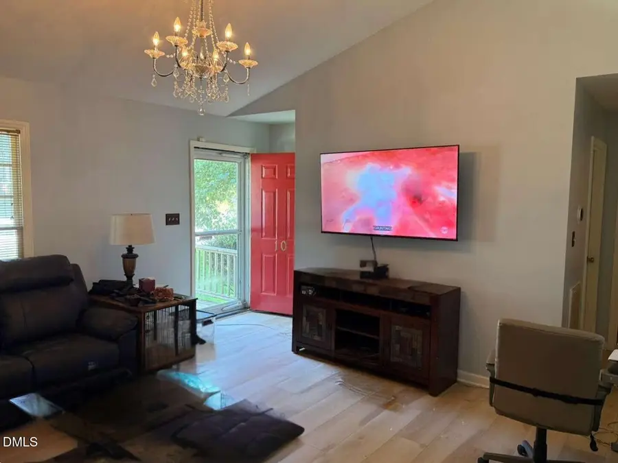 10 Bentwood Place, Durham, NC 27703 - Image #2