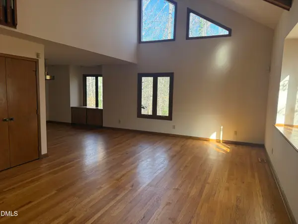 6709 W Lake Anne Drive, Raleigh, NC 27612