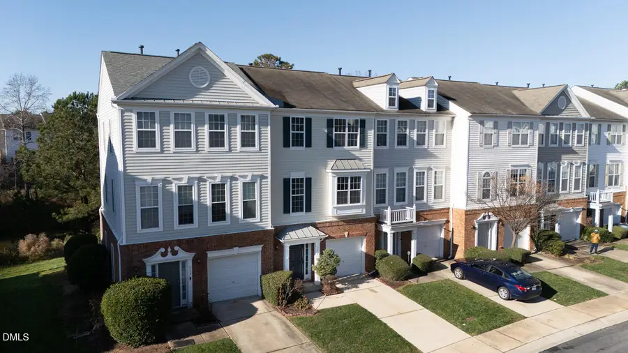 712 Sutter Gate Lane, Morrisville, NC 27560 - Image #3