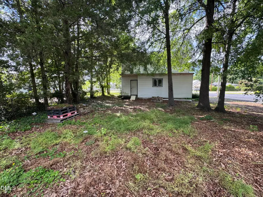 406 N Webb Street, Selma, NC 27576 - Image #3