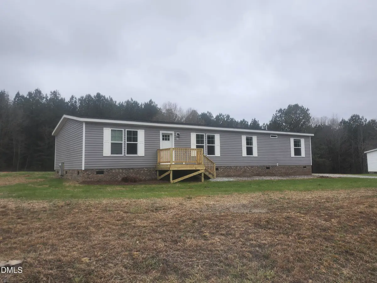 127 Sandy Plains Lane, Henderson, NC 27537 - Image #1