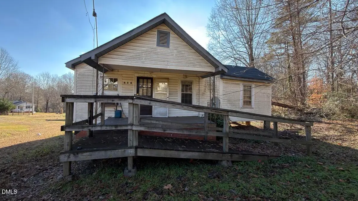 701 E D Street, Newton, NC 28658 - Image #1