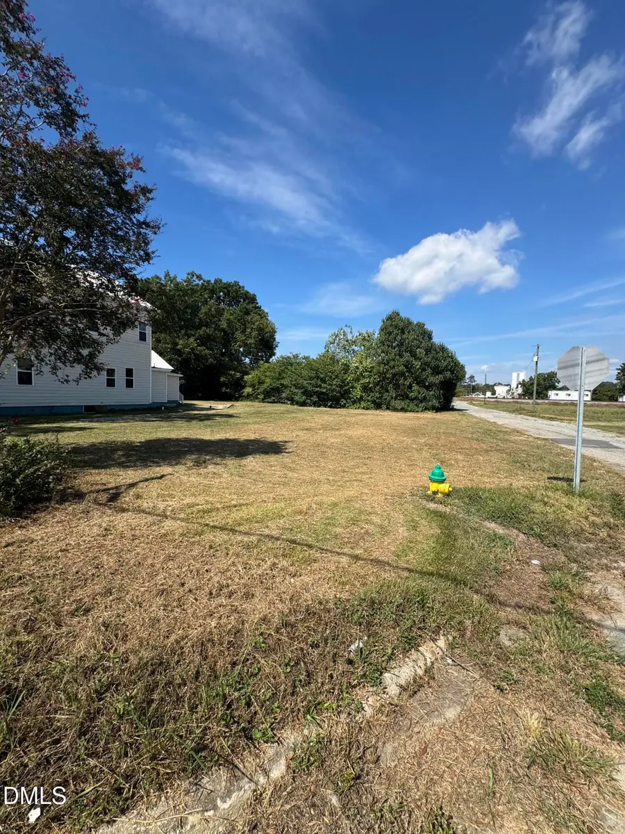 311 N Wilson Avenue, Dunn, NC 28334 - Image #2