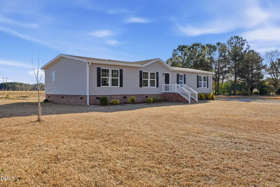 77 Greenview Court, Dunn, NC 28334 - Image #2