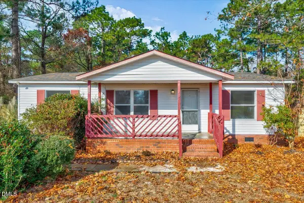 2458 O'hara Drive, Raeford, NC 28376