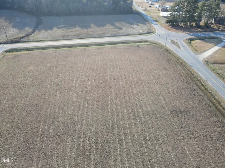 9501 Harper House Road, Newton Grove, NC 28366 - Image #3