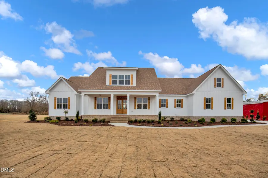 3180 Oakridge River Road, Fuquay Varina, NC 27526 - Image #2