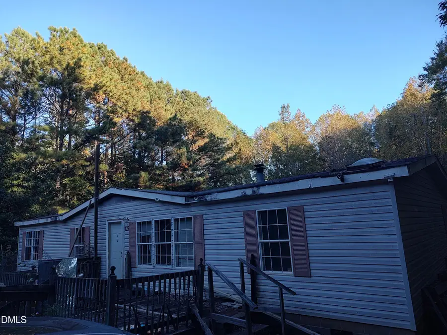 129 Chestnut Drive, Warrenton, NC 27589 - Image #2