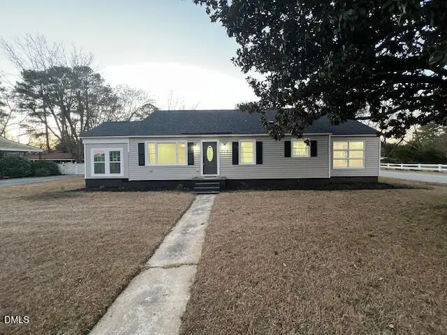 711 Memorial Avenue, Dunn, NC 28334 - #1