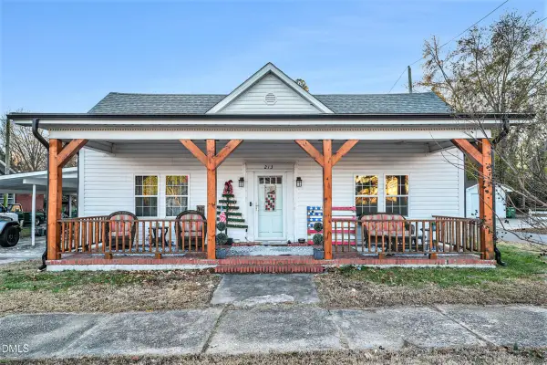 213 W Parrish Drive, Benson, NC 27504