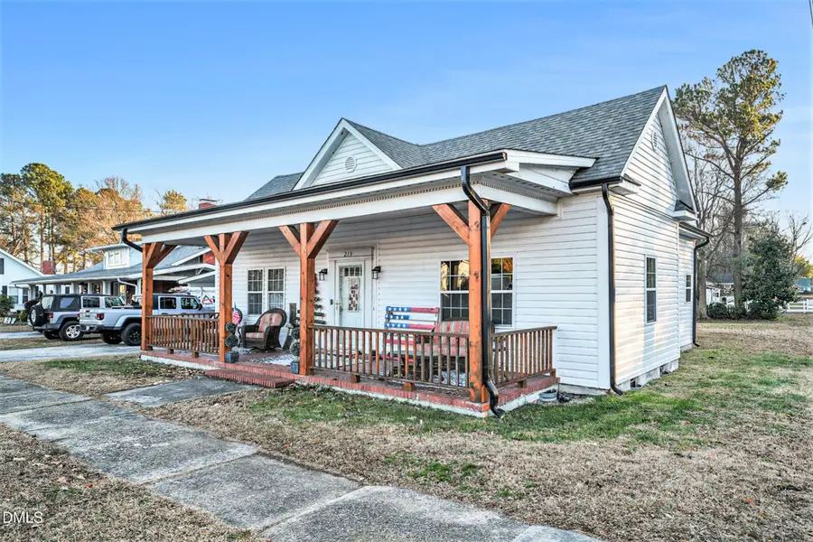 213 W Parrish Drive, Benson, NC 27504 - Image #3