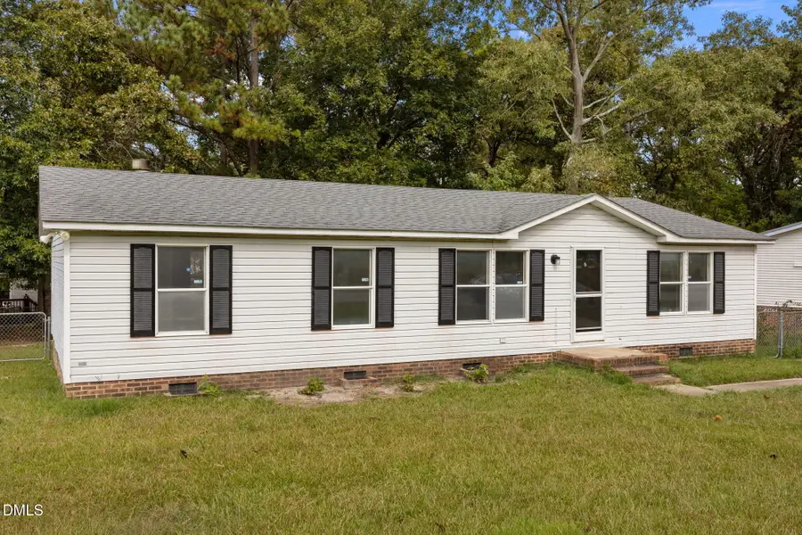 384 Jamestown Drive, Spring Lake, NC 28390 - Image #3