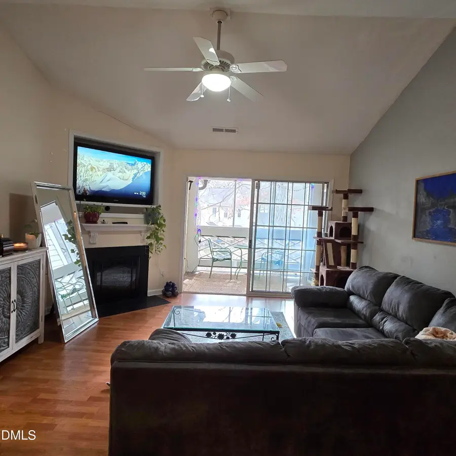 1001 Kingswood Drive #J, Chapel Hill, NC 27517 - Image #2