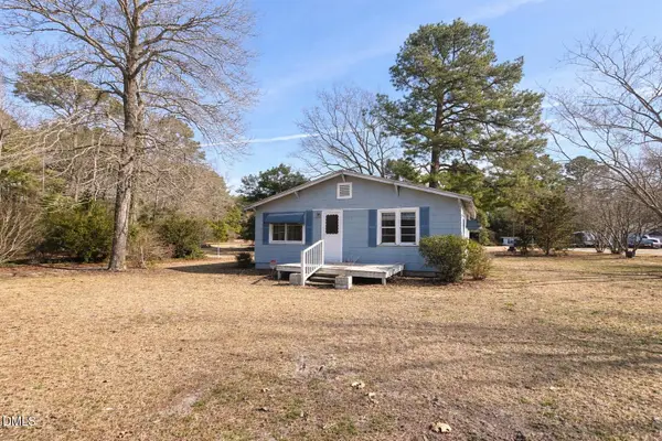 829 Shaws Pond Road, Four Oaks, NC 27524