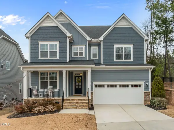 204 Smoky Emerald Way, Holly Springs, NC 27540